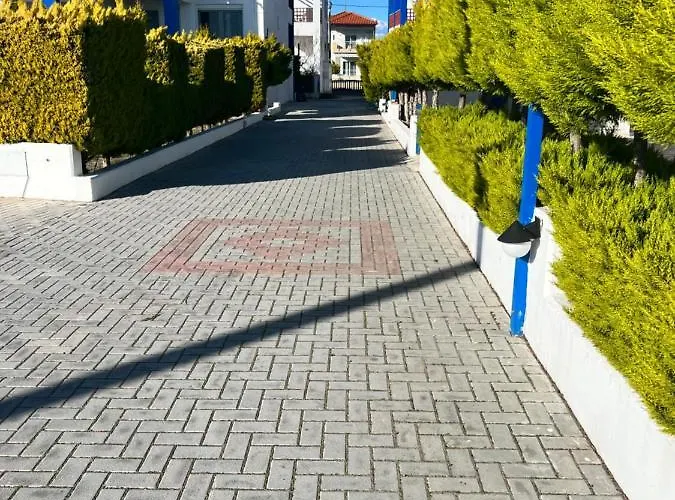 Semesterbostad в *